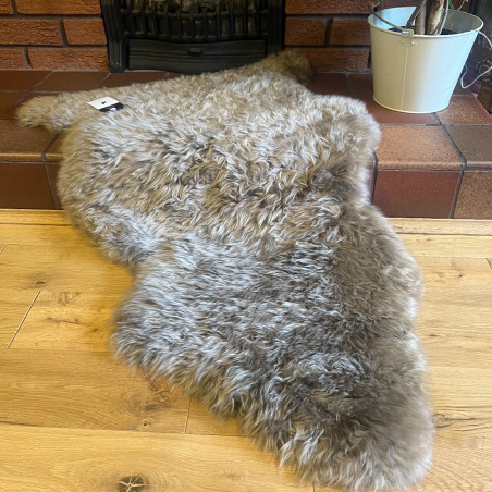 Medium Sheepskin Rug UK | Natural | Taupe | Howdy Hides