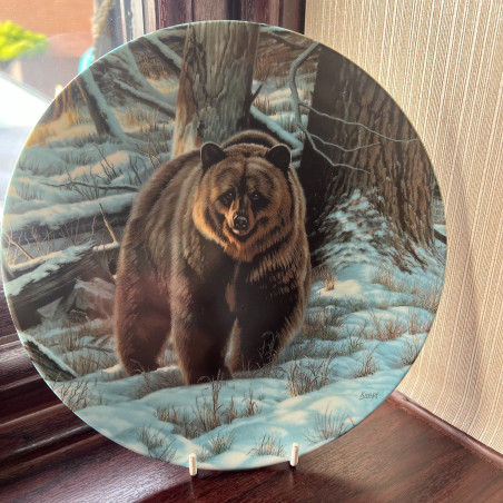 Preloved Grizzly Bear Limited Edition Collector Plate | Paul Krapf 1988 | Howdy Hides