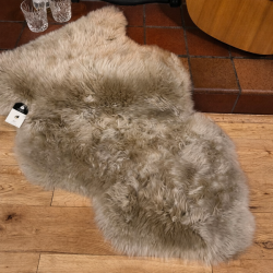 Medium Oyster Sheepskin Rug UK | Natural | Howdy Hides