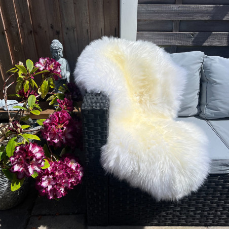 Medium Sheepskin Rug UK | Natural Ivory | Howdy Hides