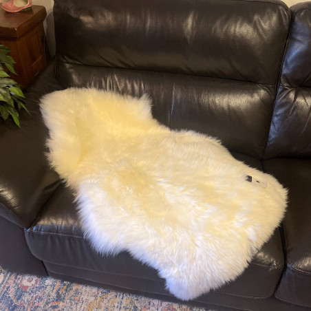 Medium Sheepskin Rug UK | Natural Ivory | Howdy Hides